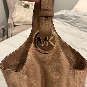 Michael Kors hobo bag leather ballet pink